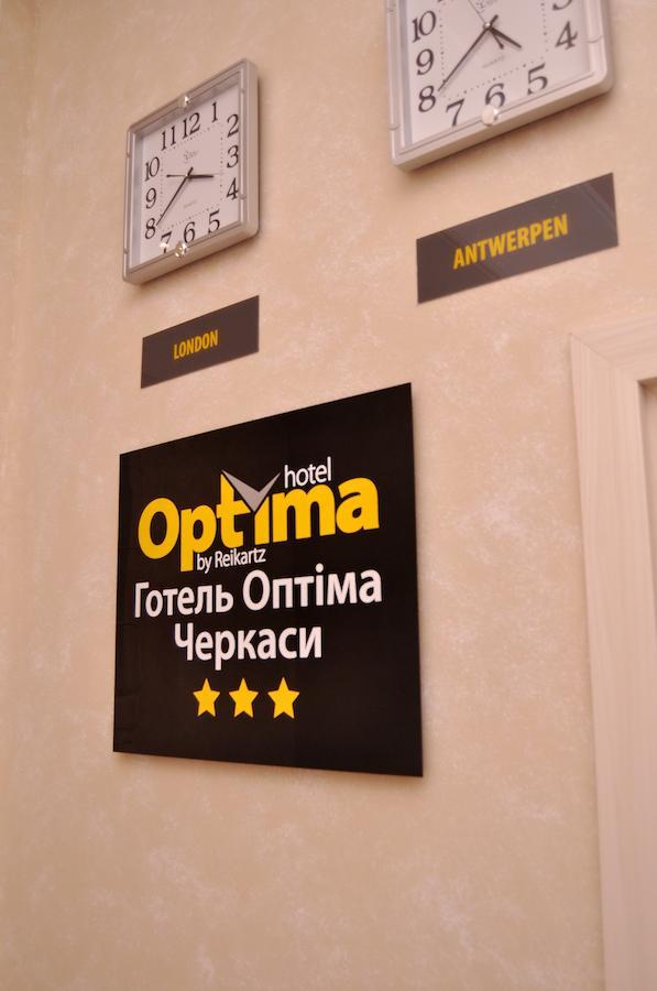 Optima Cherkasy Hotel ภายนอก รูปภาพ