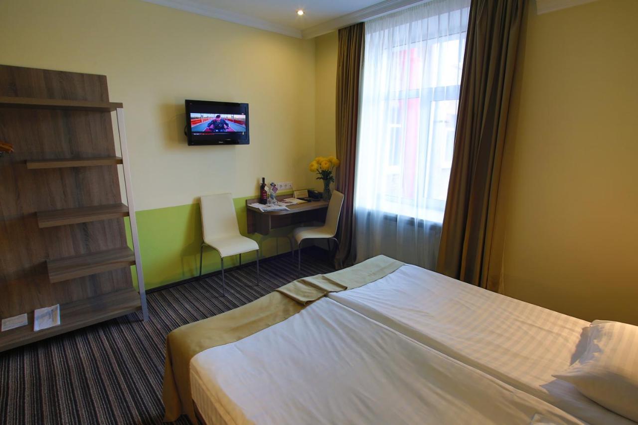 Optima Cherkasy Hotel ภายนอก รูปภาพ